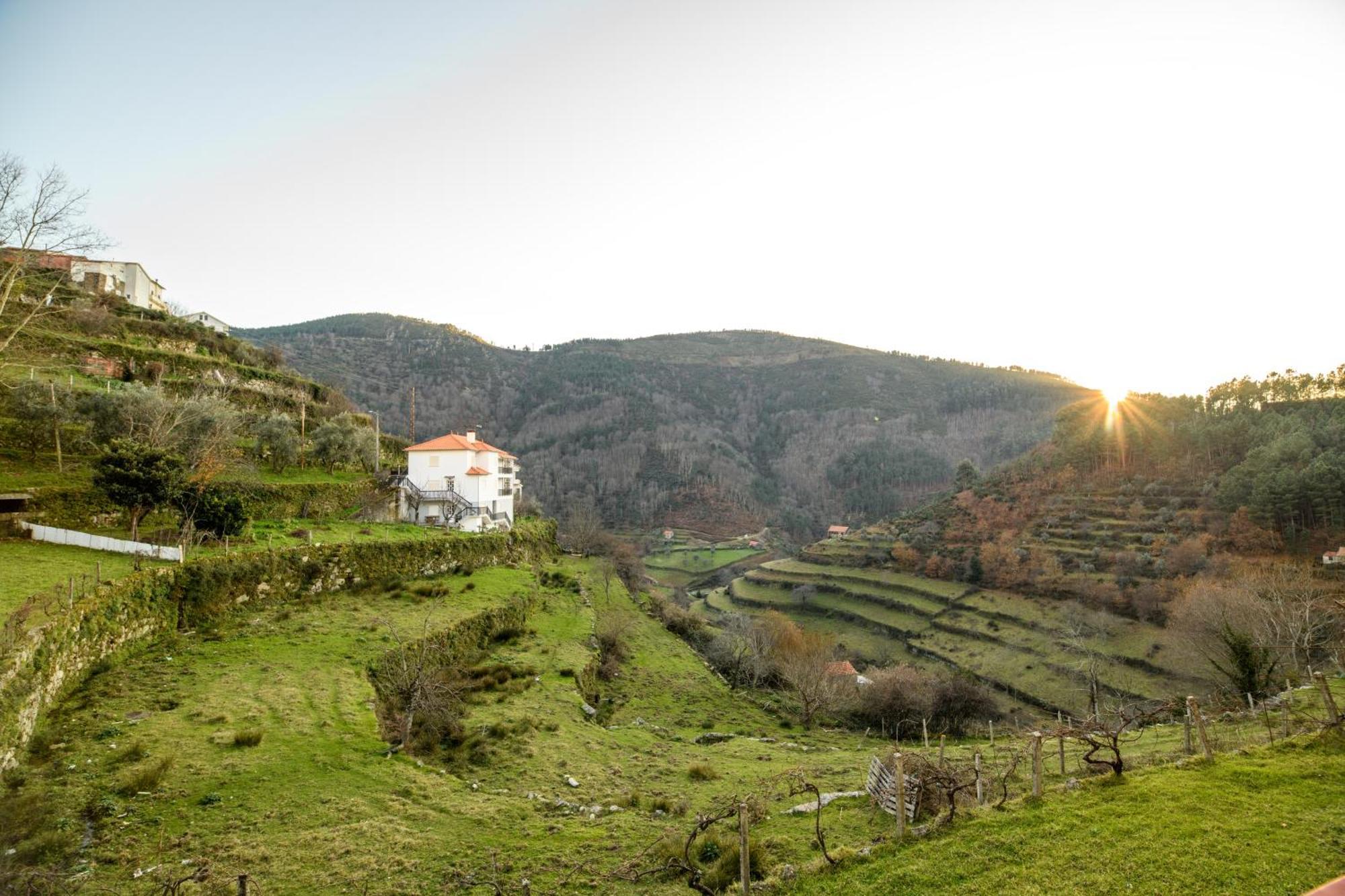 Penzion Casa Da Fandega Loriga Exteriér fotografie