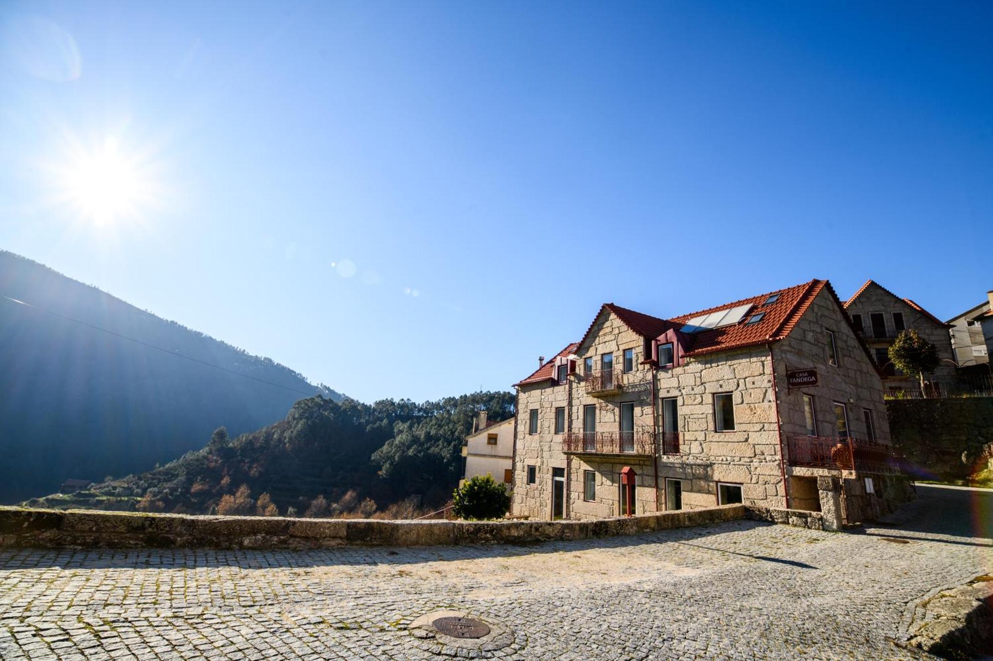 Penzion Casa Da Fandega Loriga Exteriér fotografie